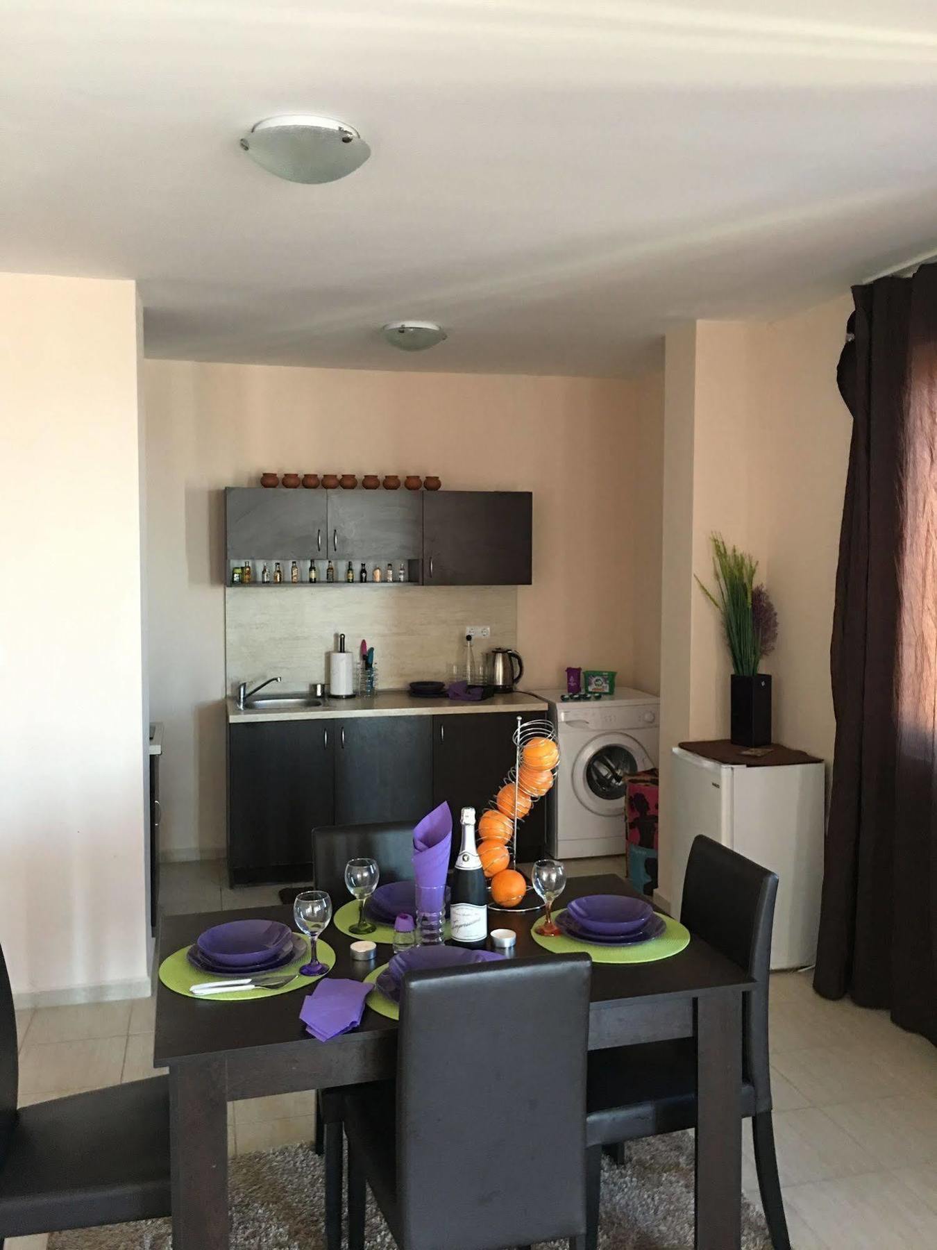 Arizona Del Mar Apartment Pomorie Ngoại thất bức ảnh