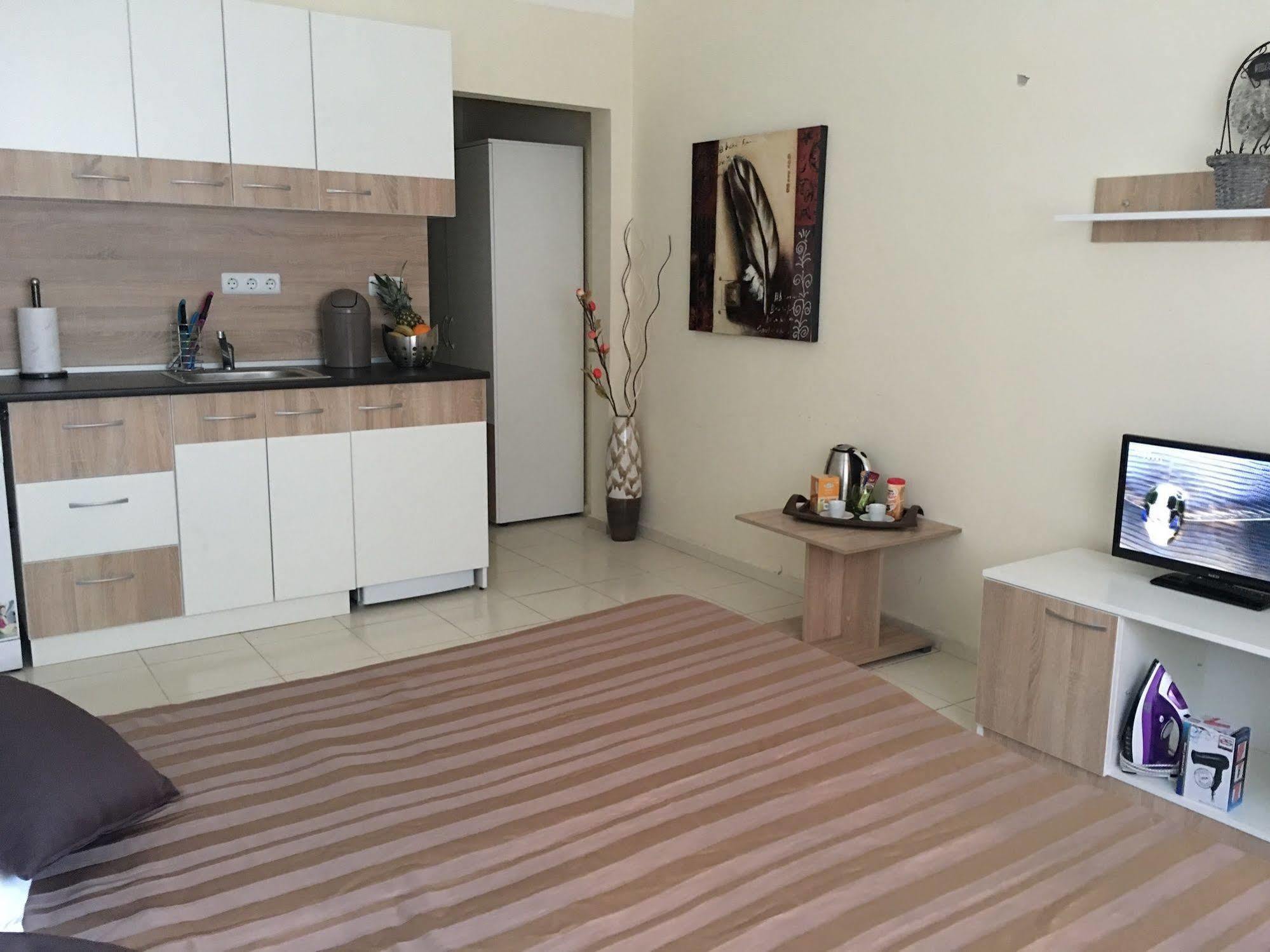 Arizona Del Mar Apartment Pomorie Ngoại thất bức ảnh